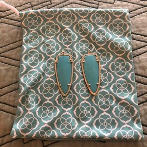 Kendra Scott Arrowhead Earrings